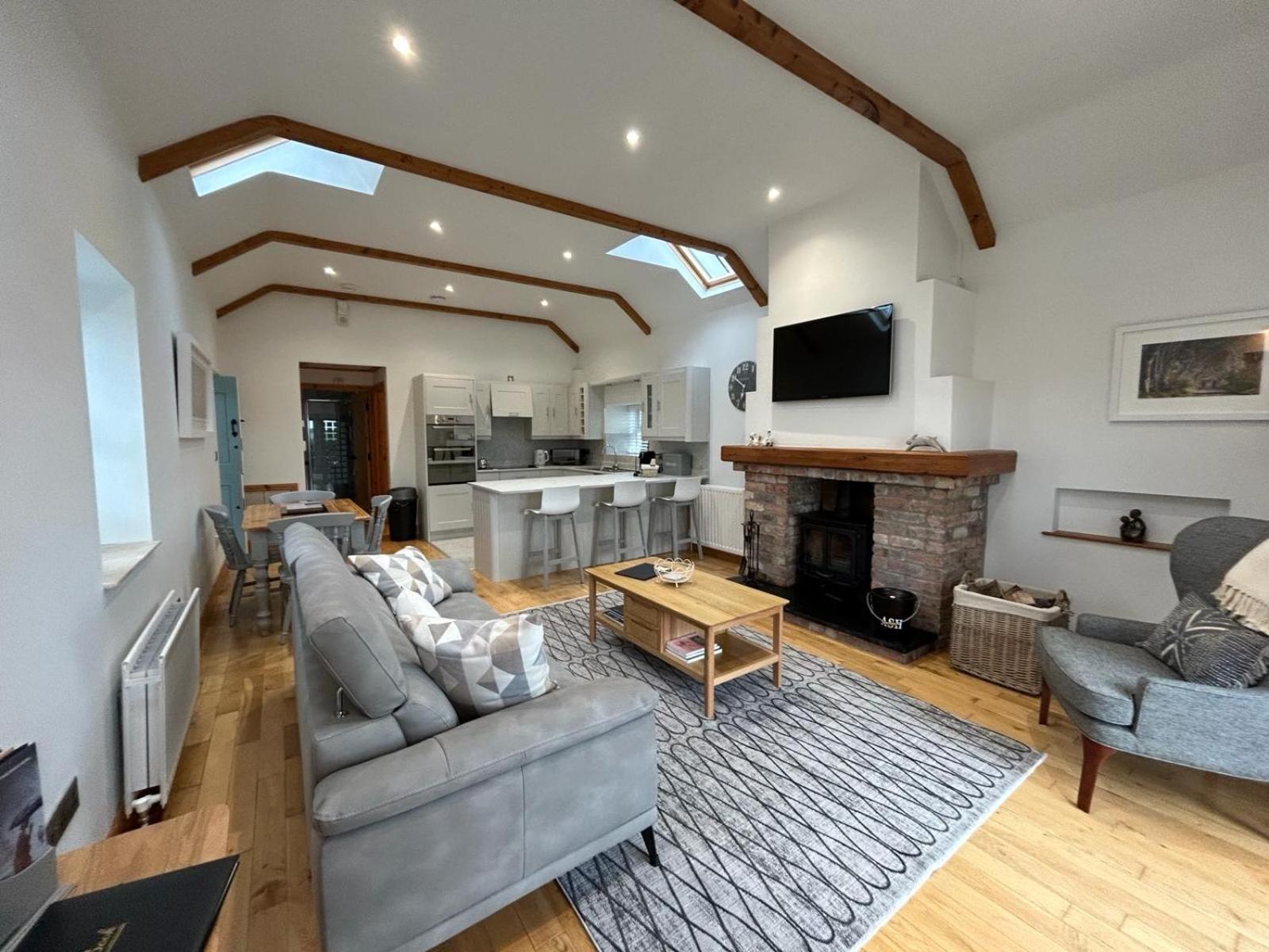 The Cottage At Ashbrook - Charming Country Cottage Near Belfast Exterior foto